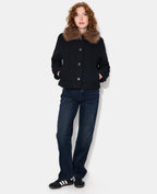 Manteau court avec laine et col fourrure