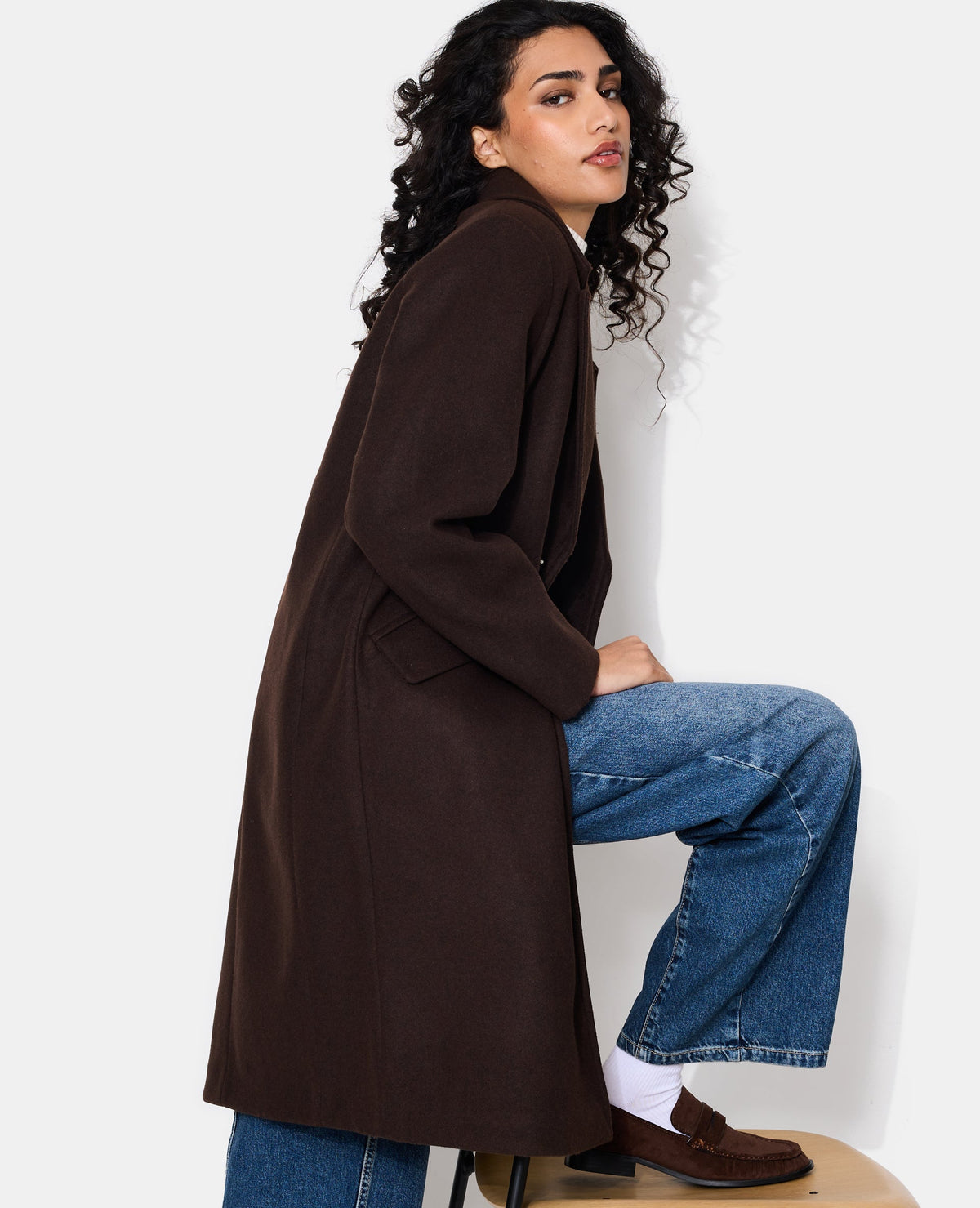 Manteau long effet drap de laine avec boutons dorés