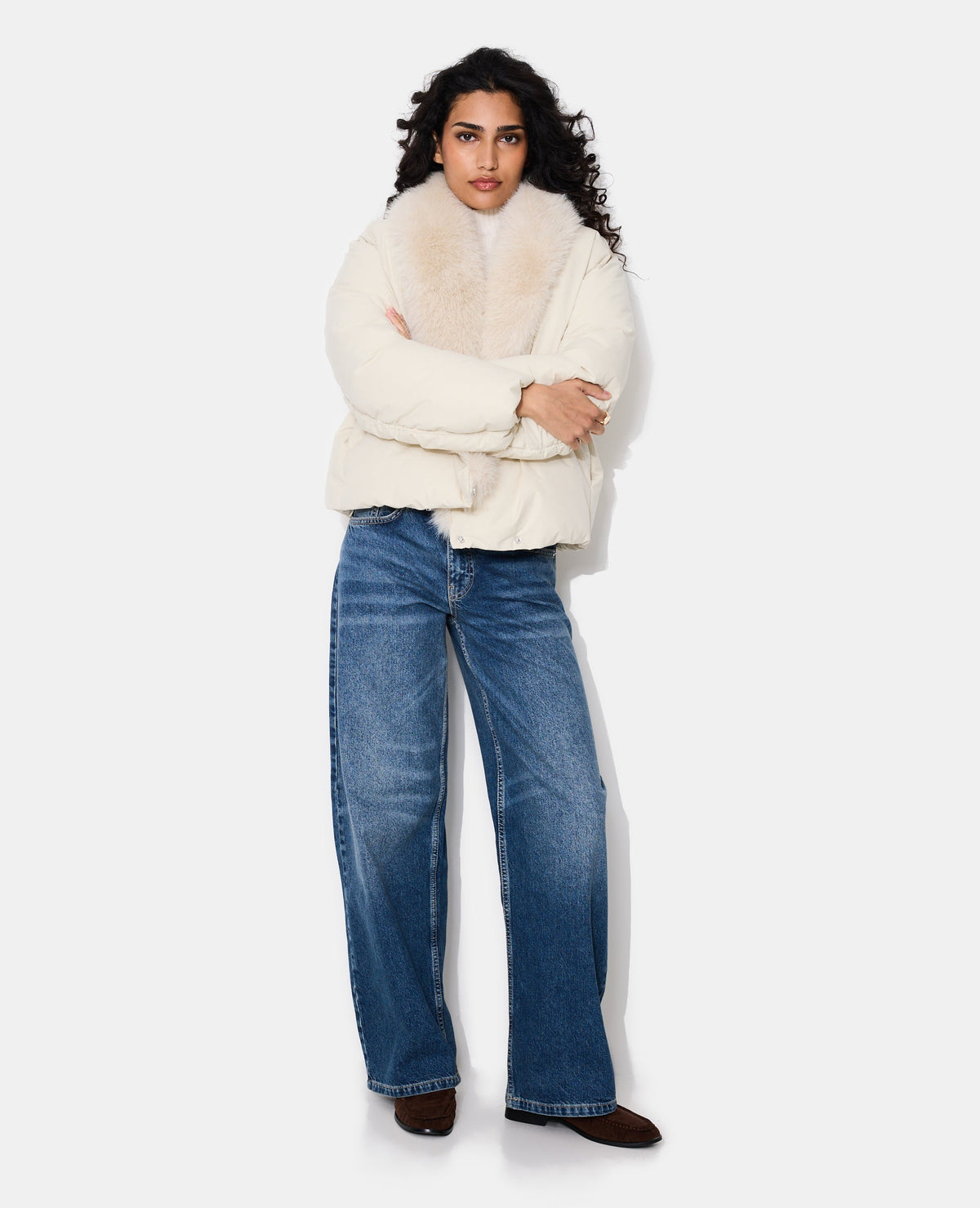 Blouson boule grand col fausse fourrure