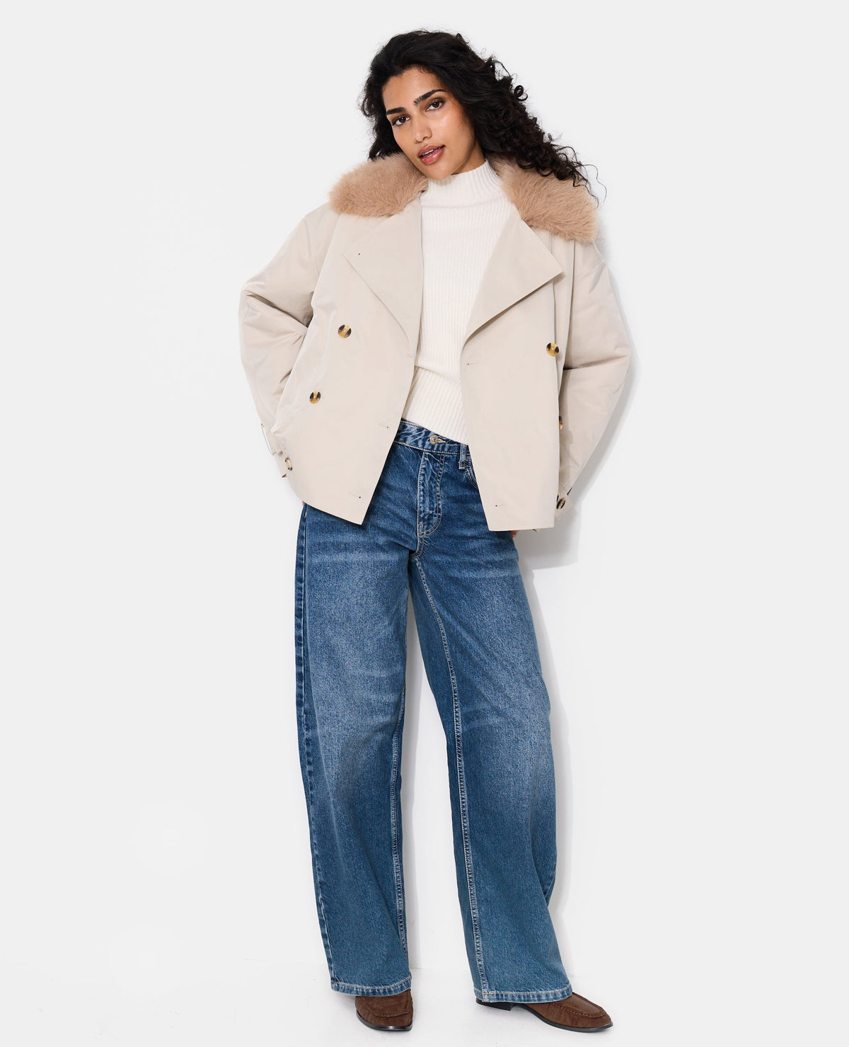 Blouson esprit trench avec col fourrure