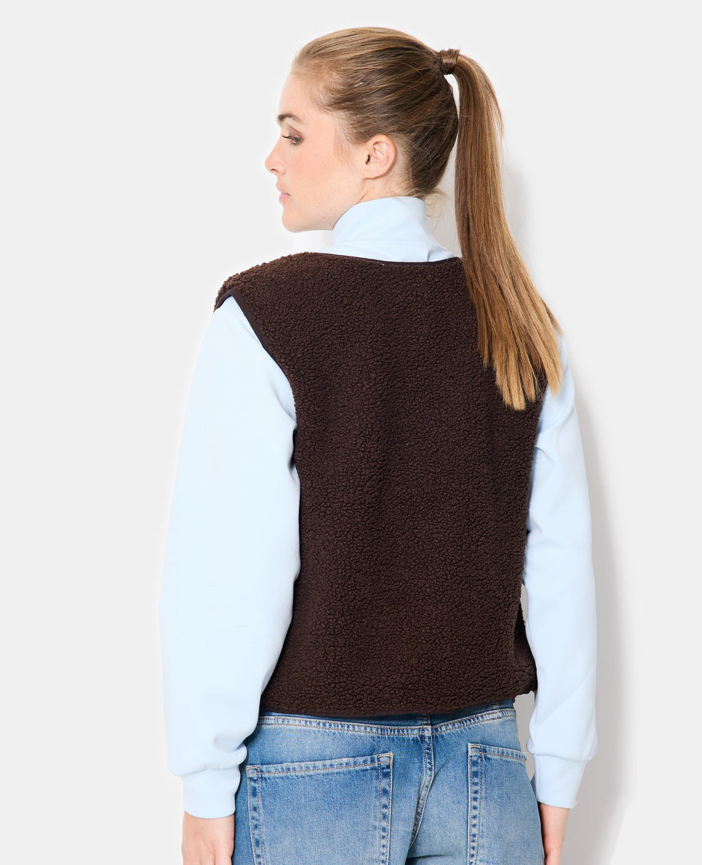 Veste sans manches zippée en sherpa
