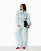 Veste en jean avec cœurs métalliques