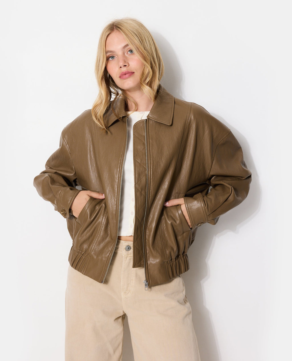 Blouson en simili avec col