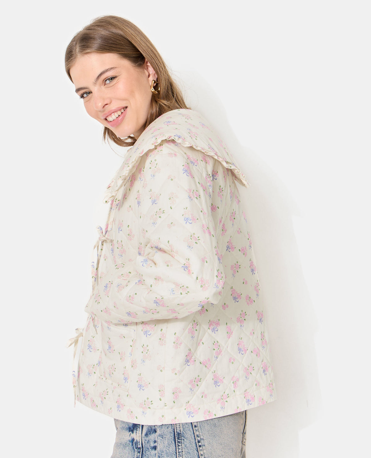 Veste matelassée motifs fleurs avec grand col