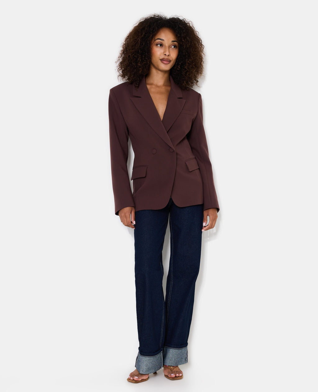 Veste blazer cintrée avec épaulettes