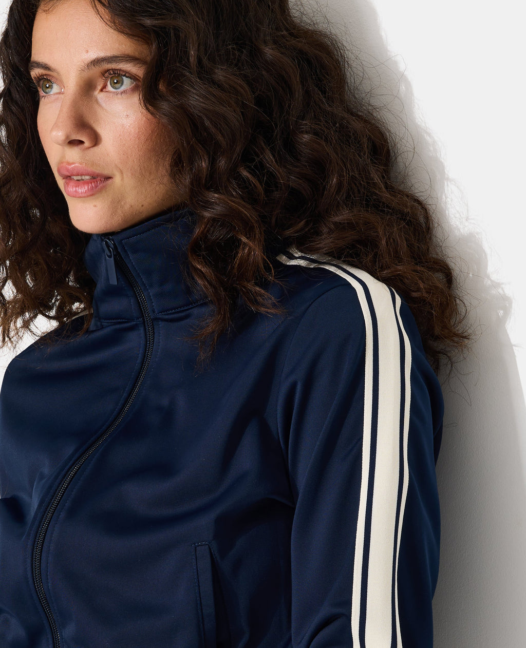 Veste de jogging avec bandes contrastées