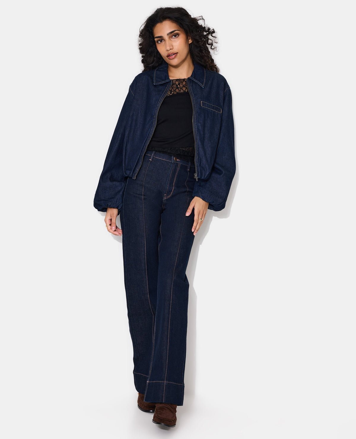 Veste boule en jean avec col chemise