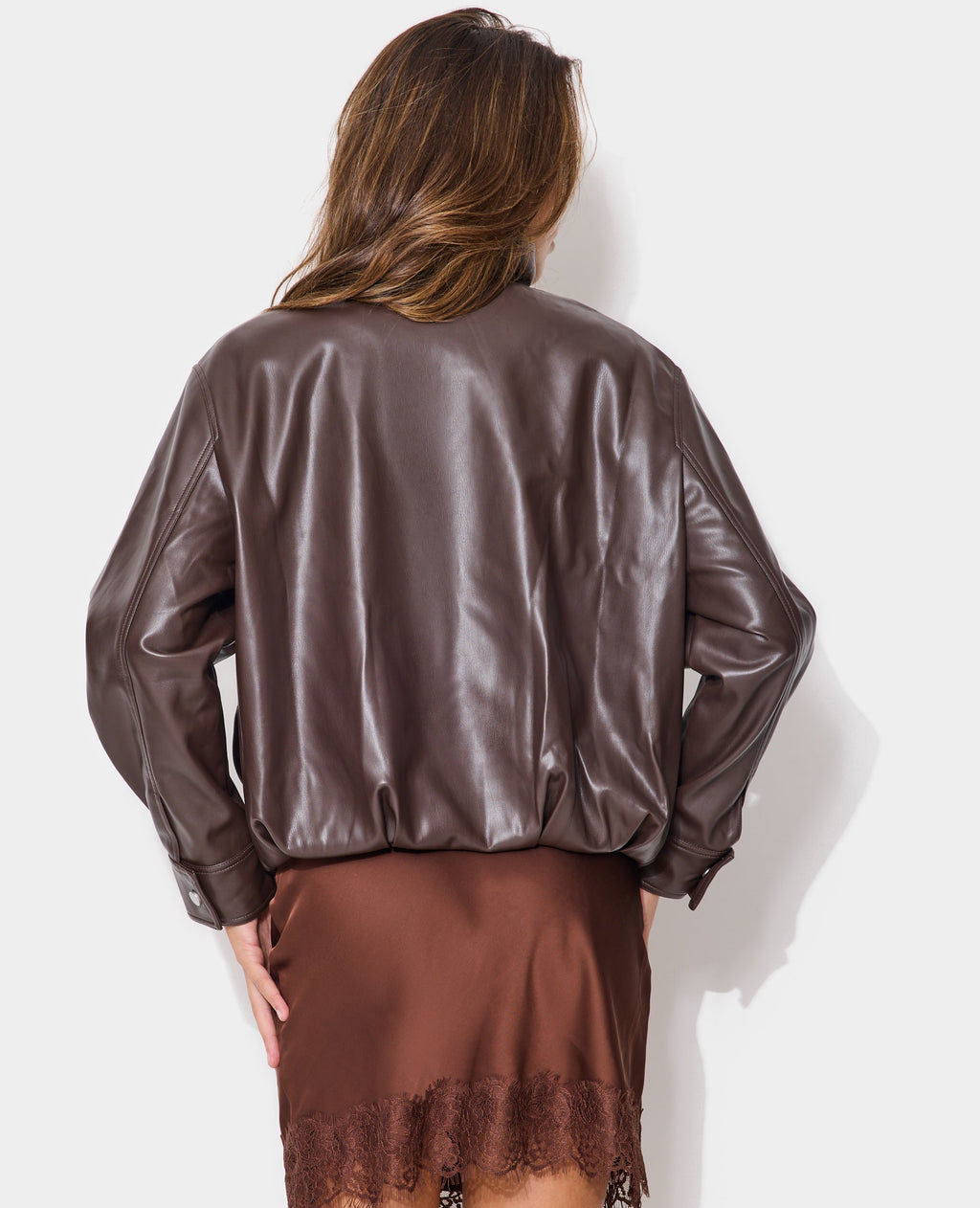 Blouson en simili forme vintage avec col montant