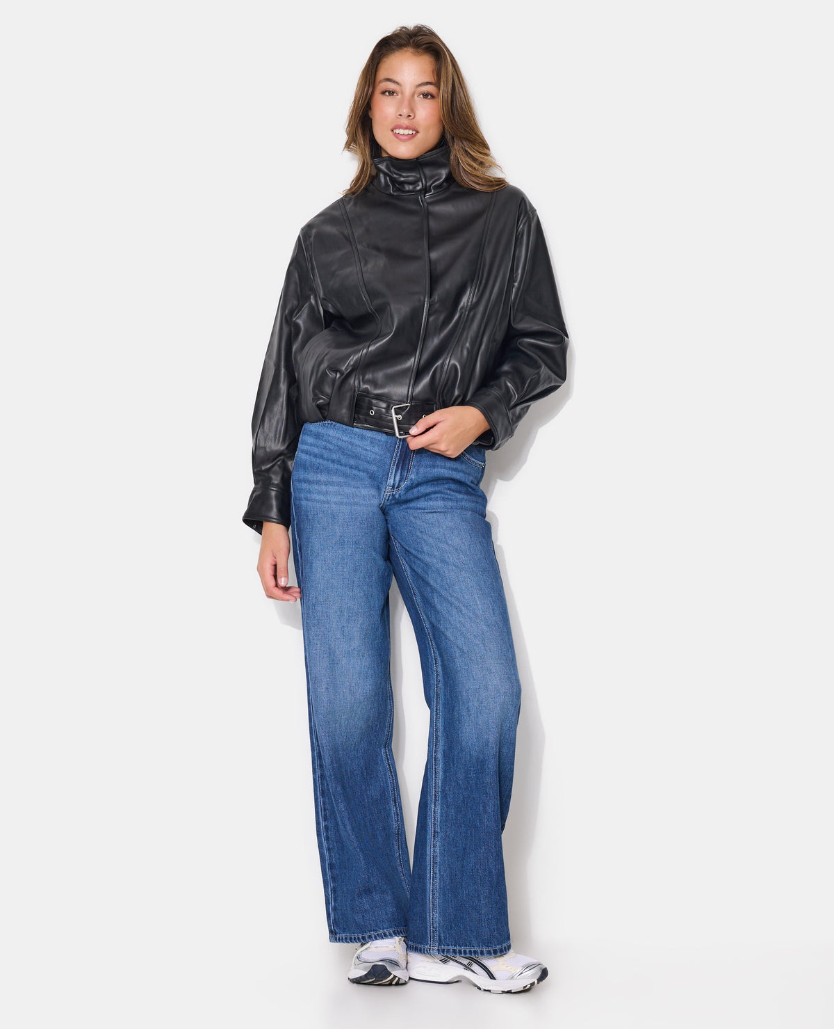 Blouson en simili forme vintage avec col montant