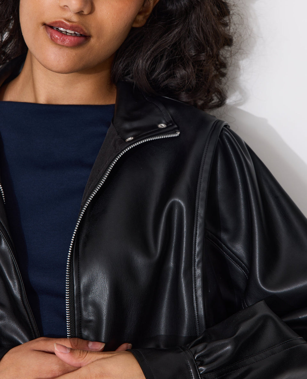 Veste en simili col montant