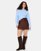 Pull court avec encolure ronde