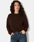 Pull court avec encolure ronde