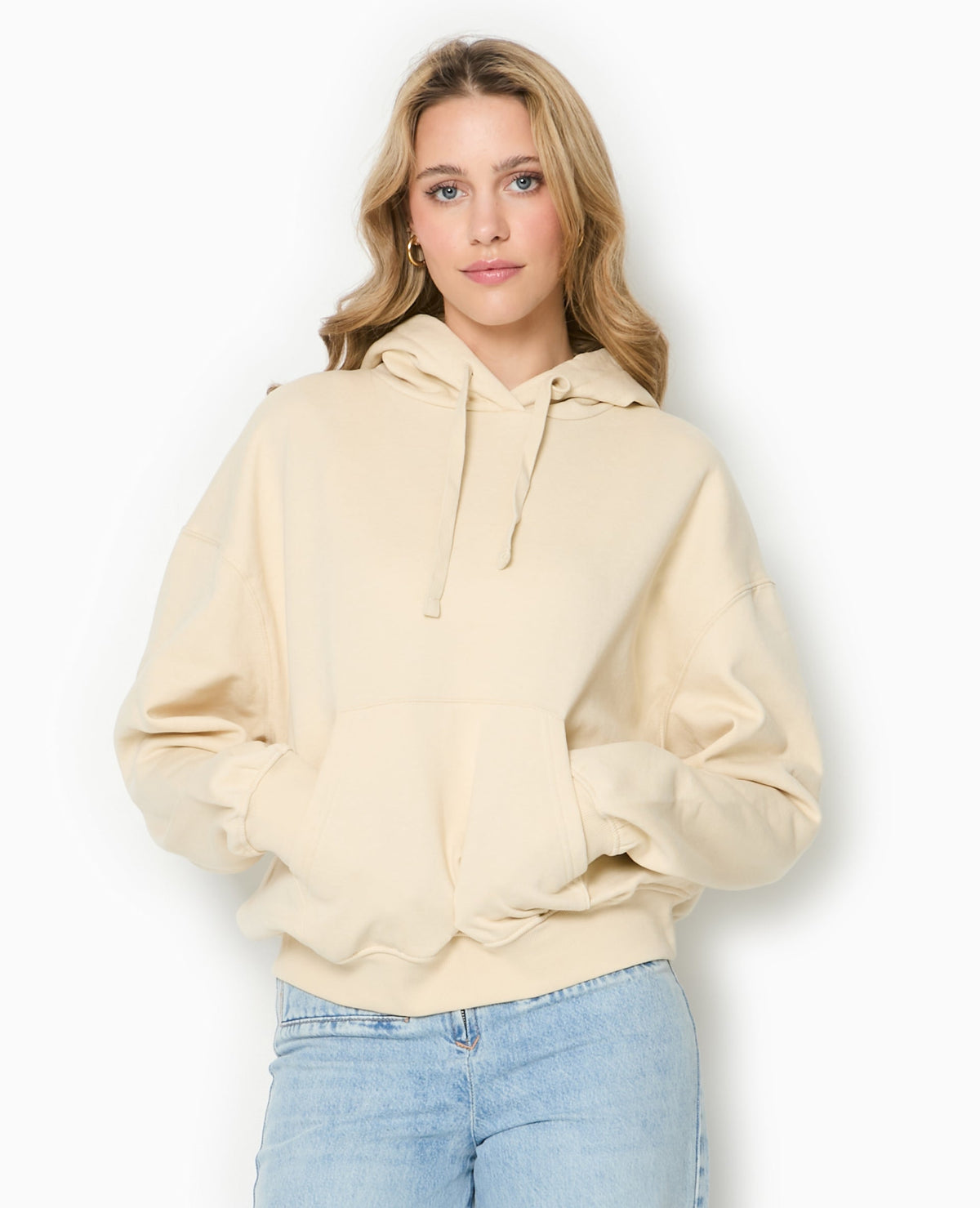Sweat capuche avec poche devant