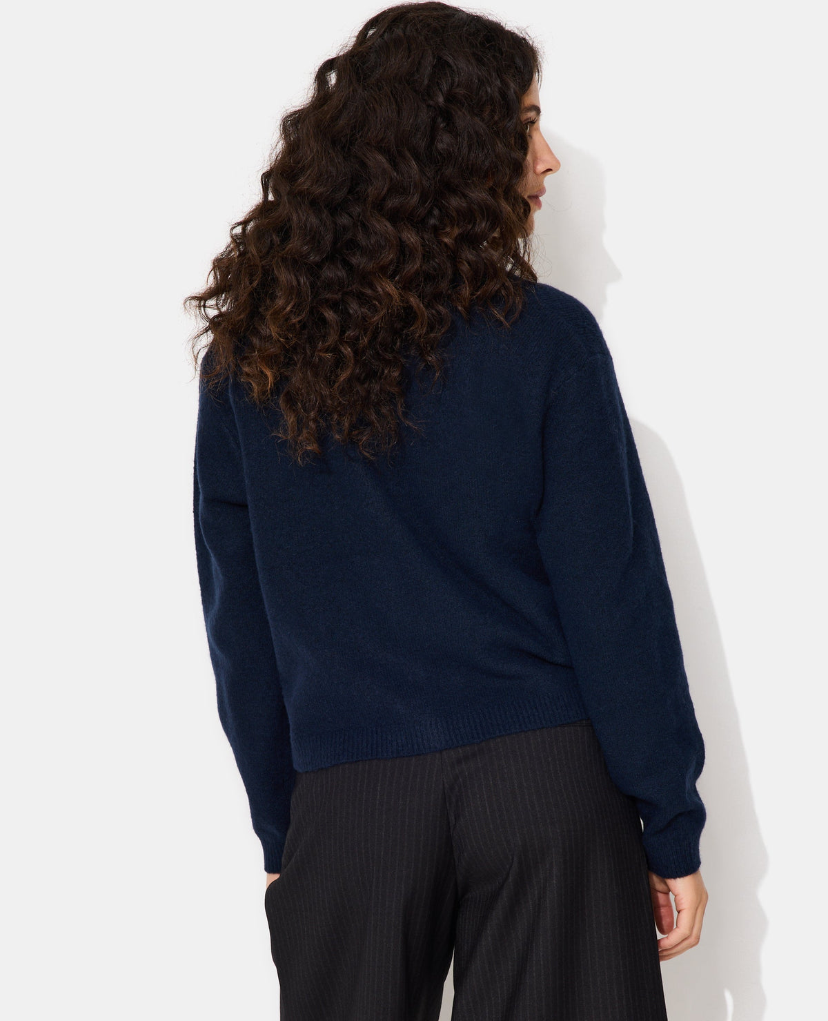 Gilet col rond avec boutons effet nacre