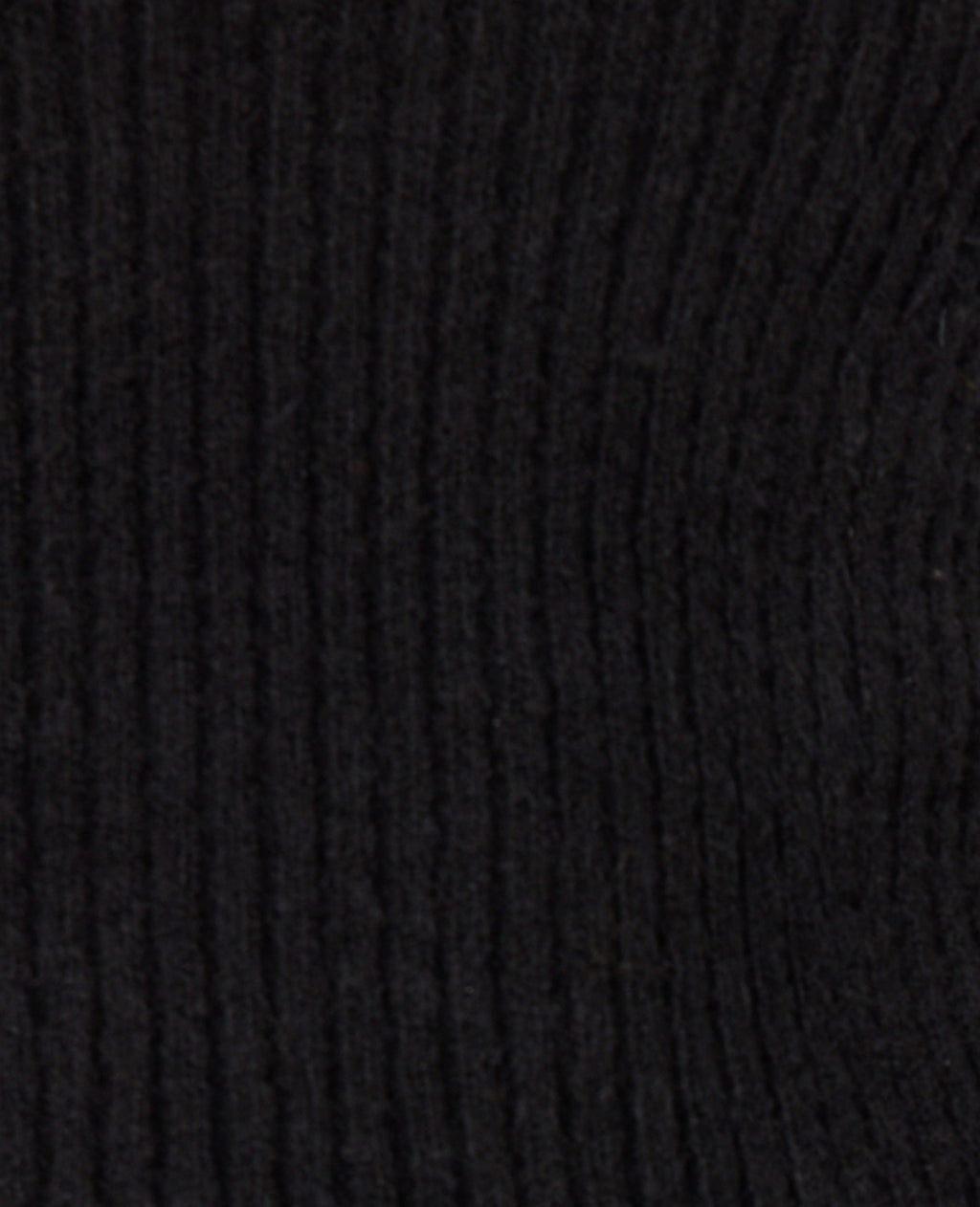 Pull en maille côtelée avec finitions ondulées
