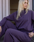 Sweat capuche avec jeux de couture