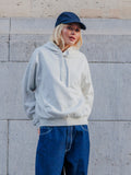 Sweat capuche avec jeux de couture