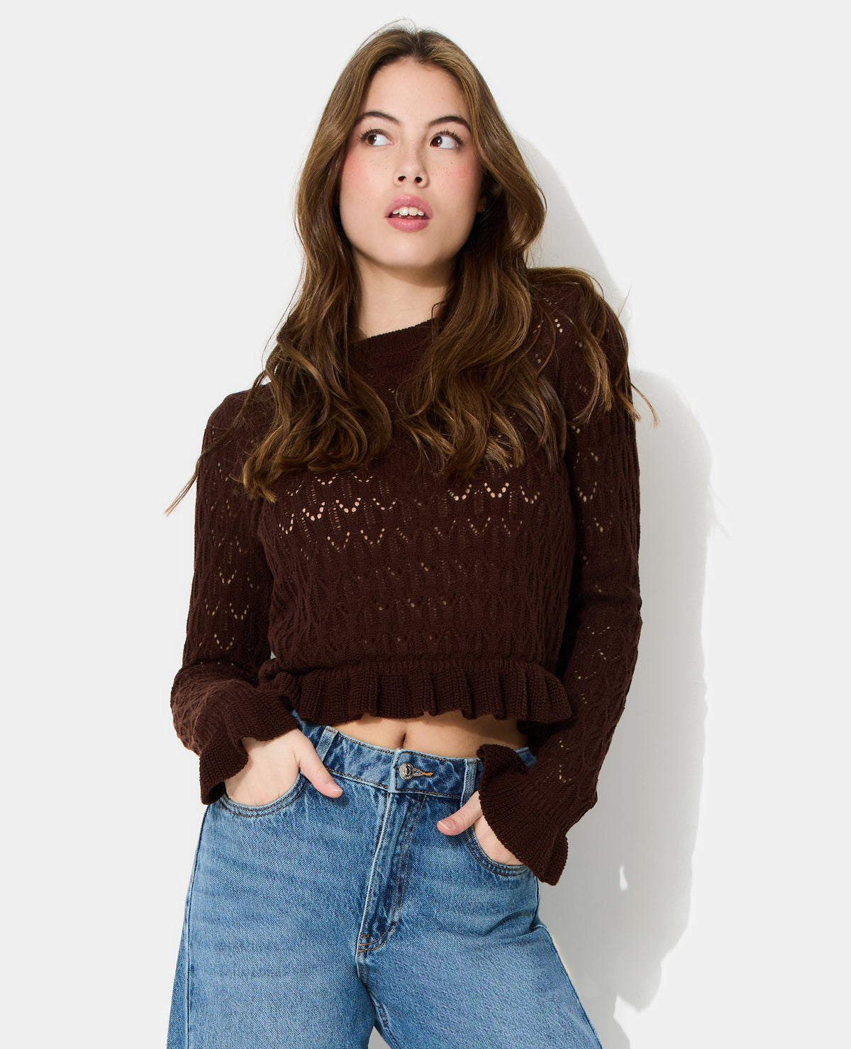 Pull en maille ajourée avec petits volants
