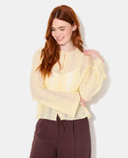 Top en dentelle avec manches flare