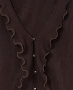 Gilet maille côtelée avec volants et bords ondulés