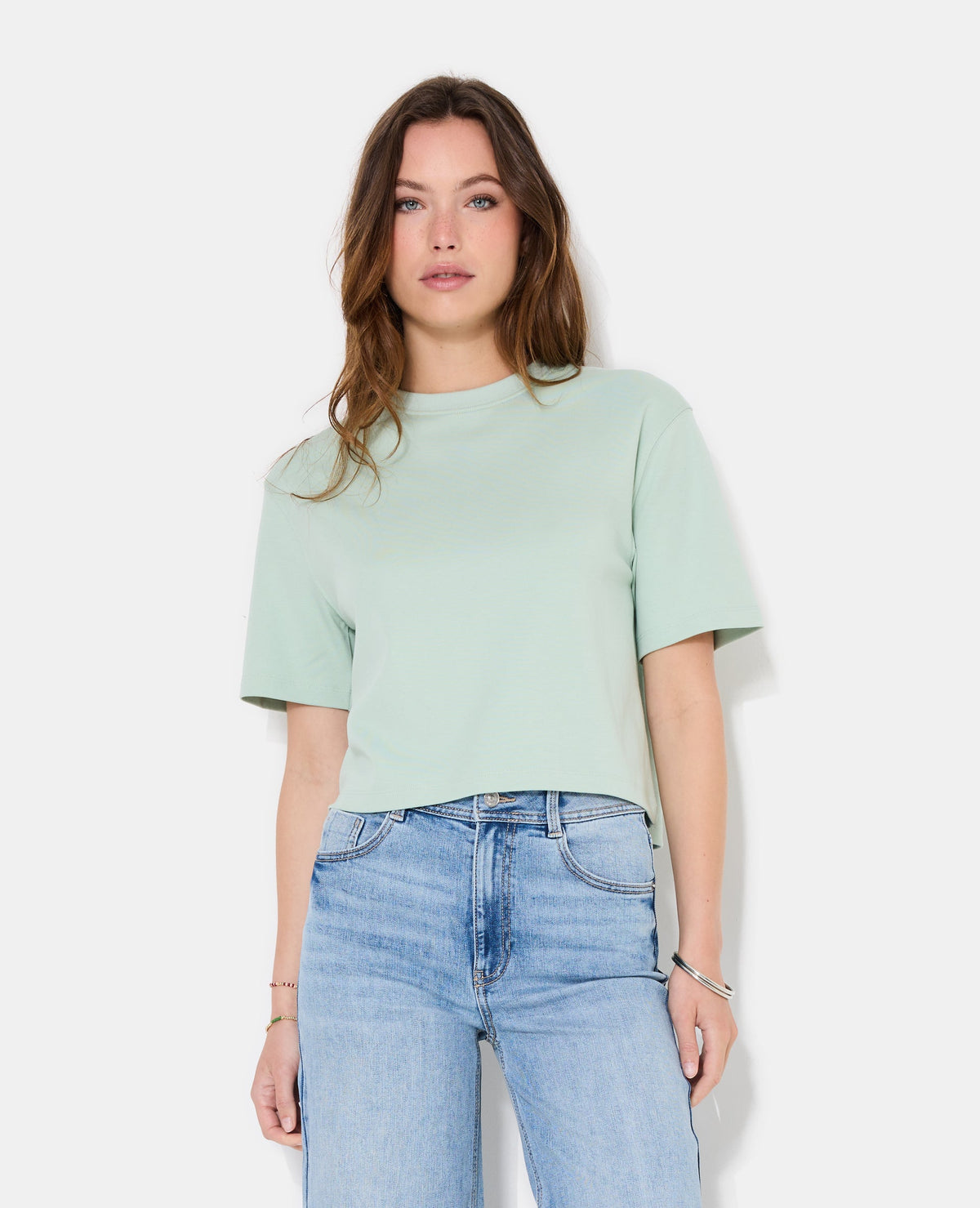 T-shirt ample et court col rond