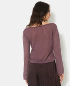 Pull en maille légère et transparente manches flare
