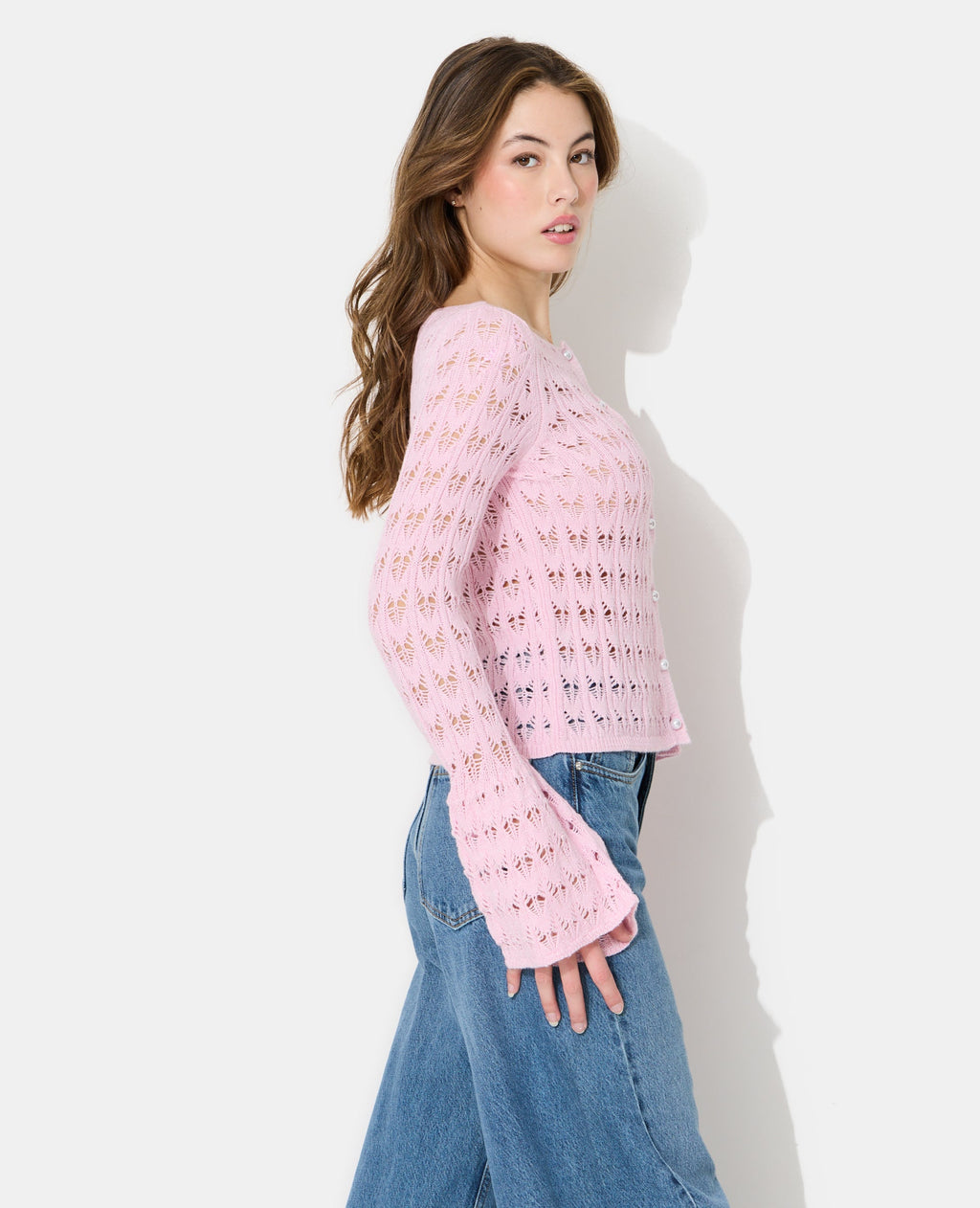 Gilet en maille ajourée avec boutons perles