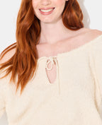 Pull encolure Bardot en maille poilue