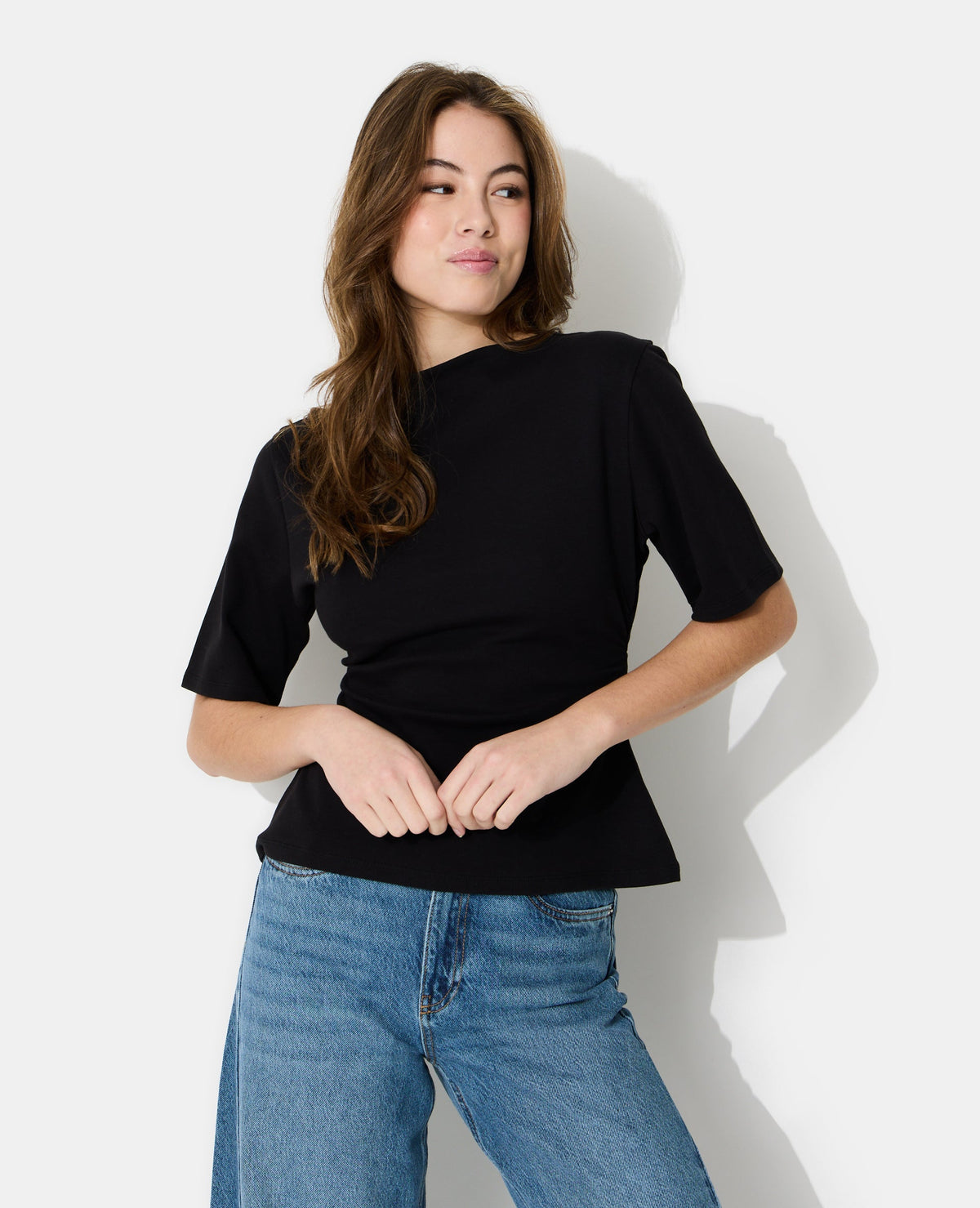 T-shirt avec taille resserrée et froncée