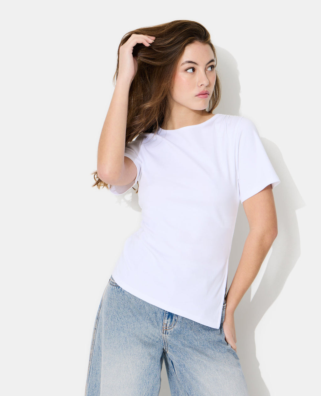 T-shirt asymétrique avec fronces
