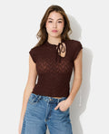 Top dentelle avec col mao et nouette