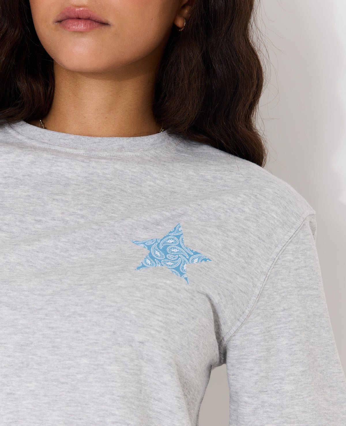 Sweat manches courtes avec étoiles
