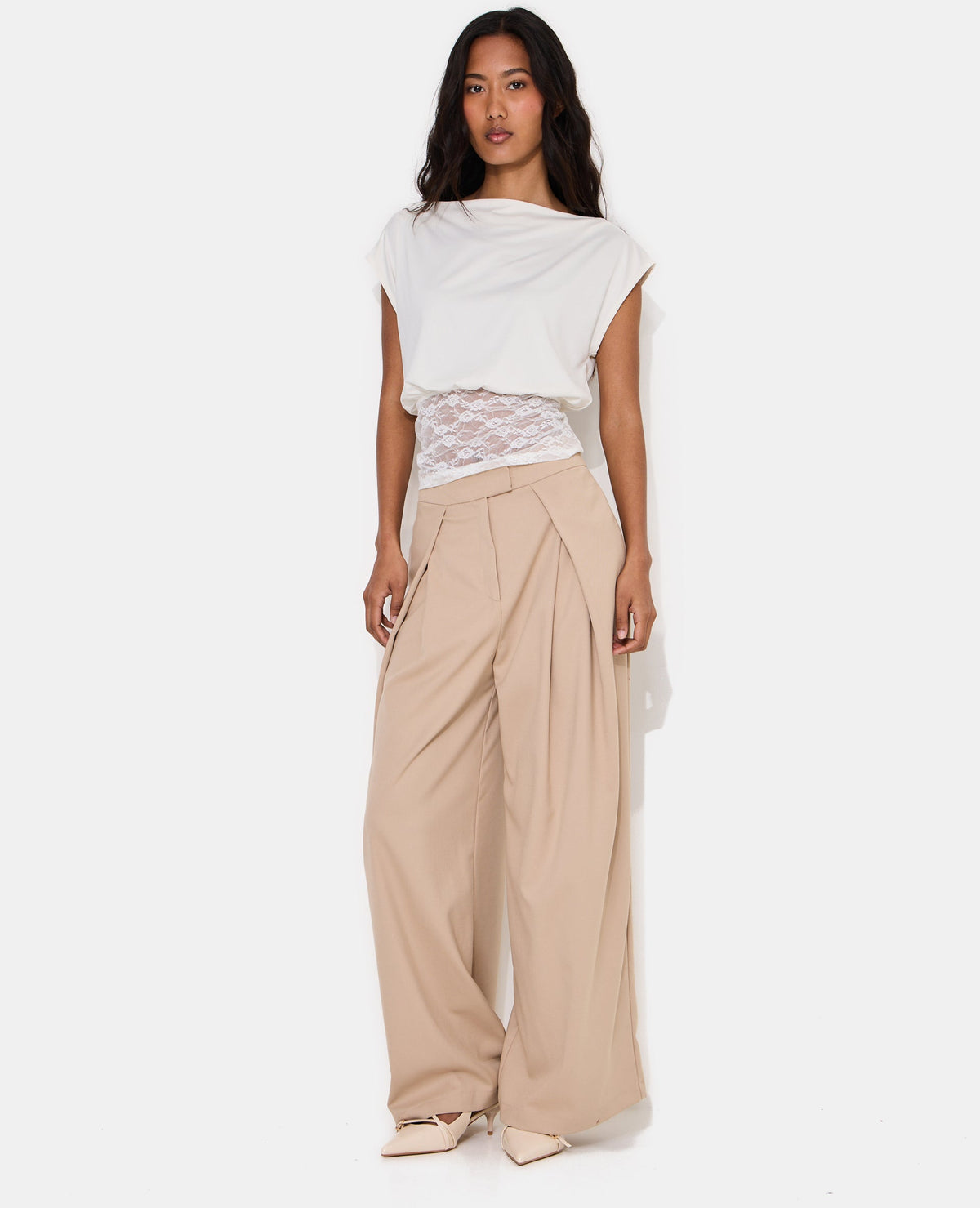 T-shirt sans manches avec dentelle