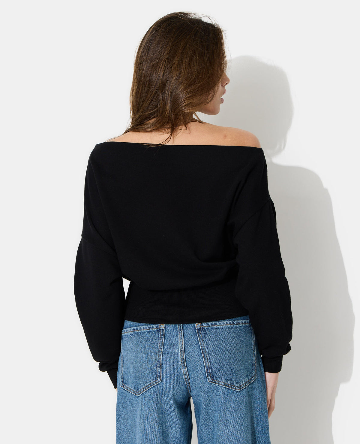 Sweat asymétrique avec œillets