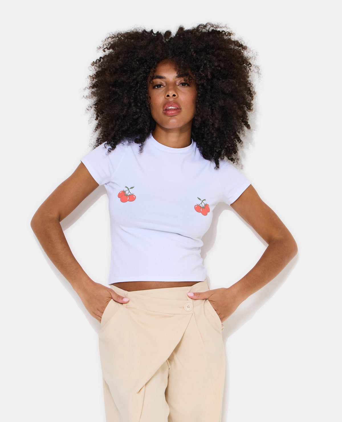 T-shirt ajusté avec prints poitrine