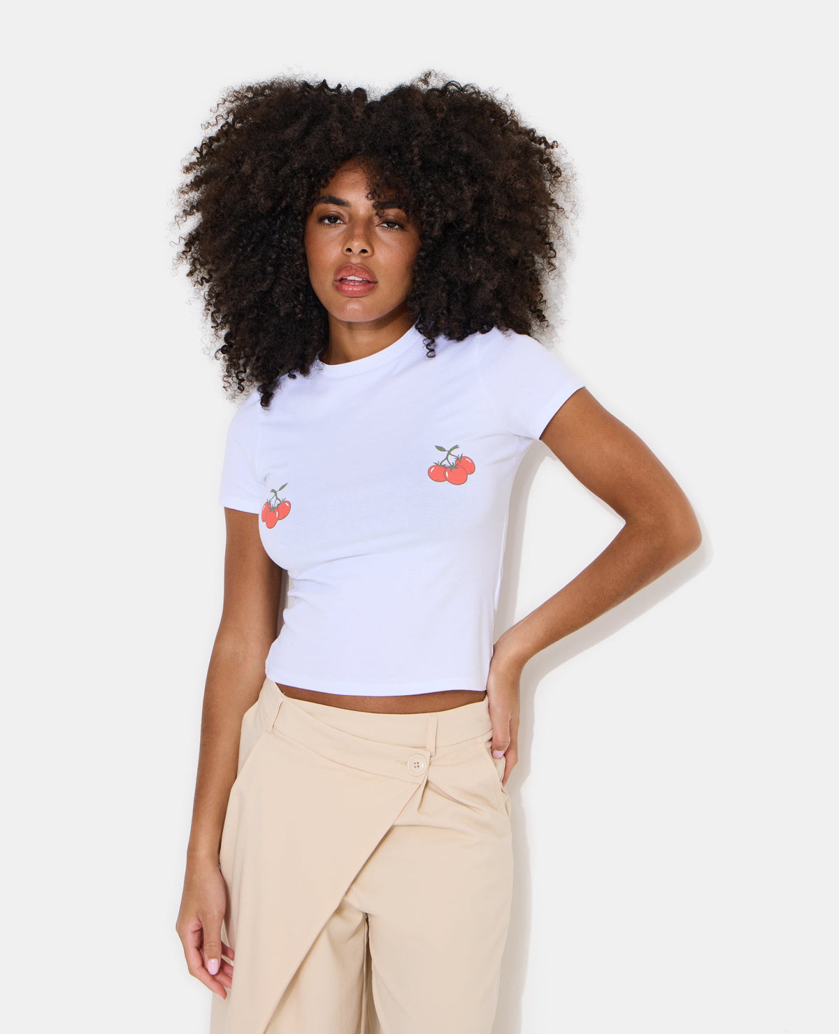 T-shirt ajusté avec prints poitrine