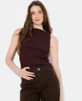 Pull sans manches avec boutons côtés