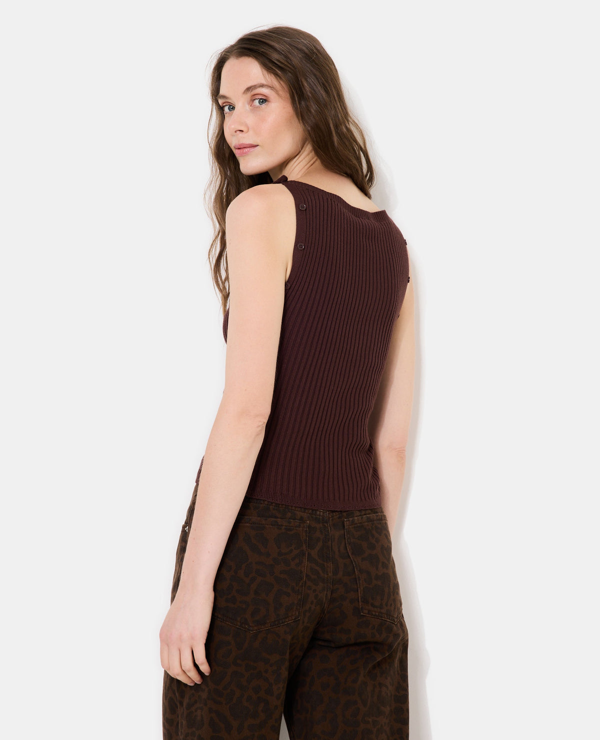 Pull sans manches avec boutons côtés