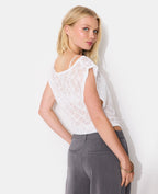 Top en dentelle emmanchures larges