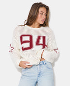 Pull oversize en maille ajourée avec numéro 94