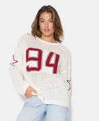 Pull oversize en maille ajourée avec numéro 94