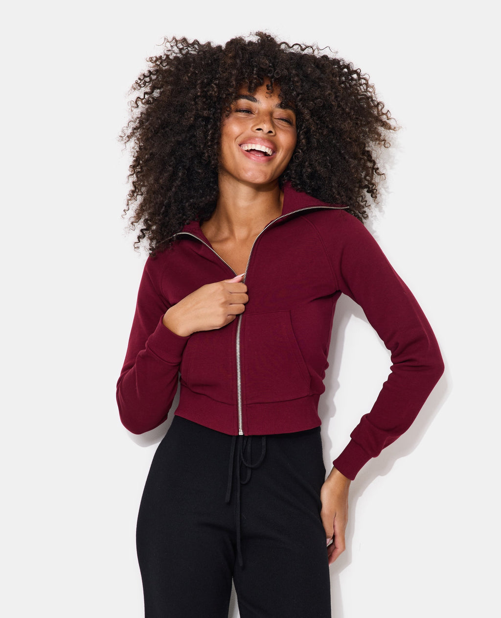 Sweat cintré zippé avec col montant