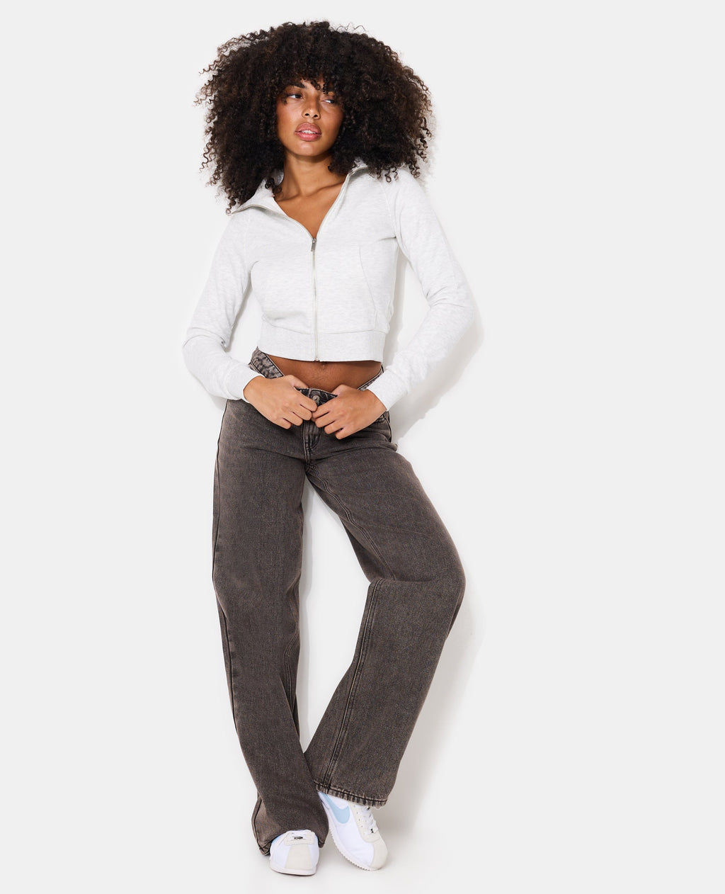 Sweat cintré zippé avec col montant