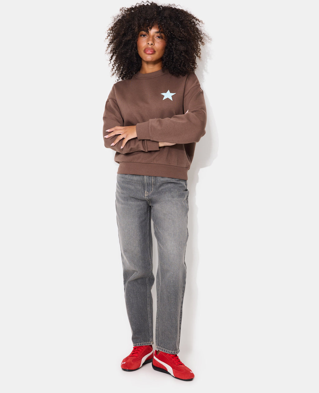 Sweat col rond avec print étoile et broderies dos