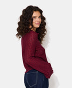 Top en dentelle avec manches flare et boutons