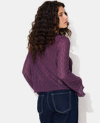 Top en dentelle avec manches flare et boutons