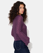 Top en dentelle avec manches flare et boutons