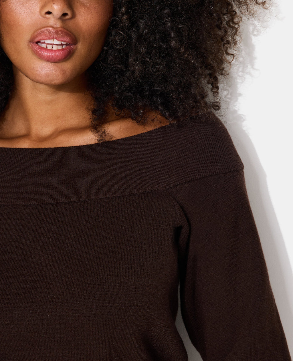 Pull manches longues encolure Bardot