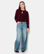 Pull avec goutte et boutonnière façon brandebourg