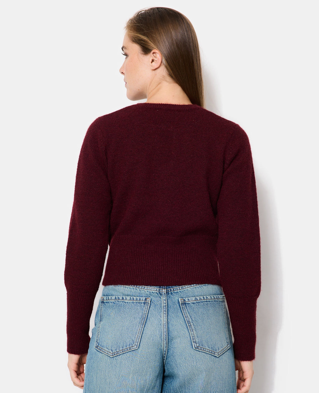 Pull avec goutte et boutonnière façon brandebourg